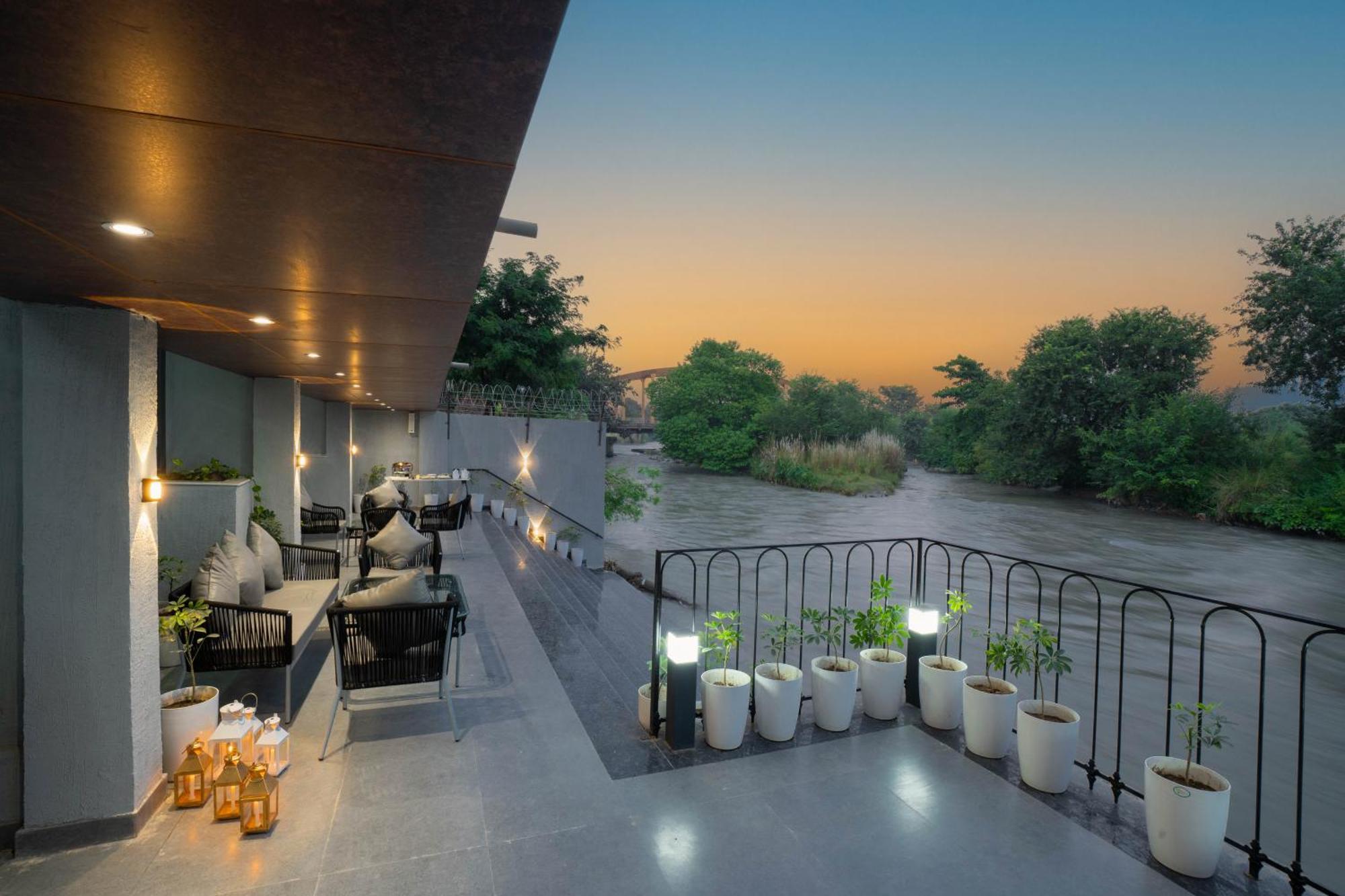 Sukoon By The Ganges - A Riverside Retreat Haridwar Ngoại thất bức ảnh