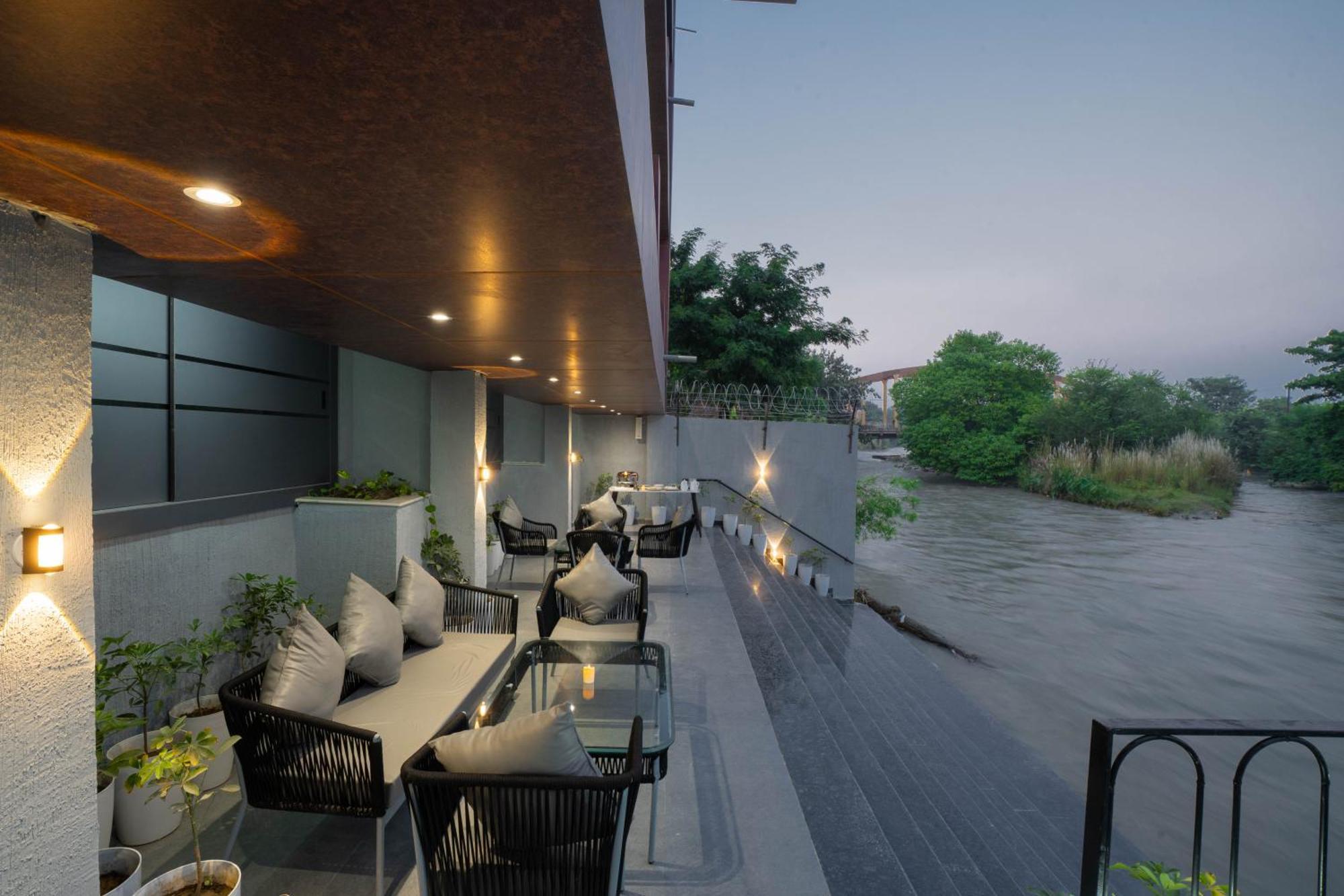 Sukoon By The Ganges - A Riverside Retreat Haridwar Ngoại thất bức ảnh